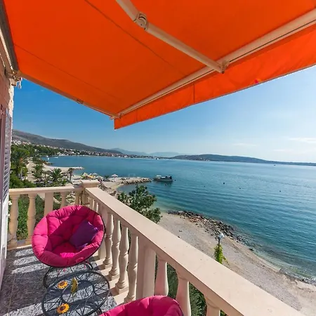 Apartments Marko Trogir Exterior photo