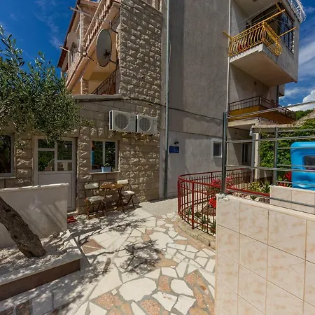 Apartments Marko Trogir Exterior photo