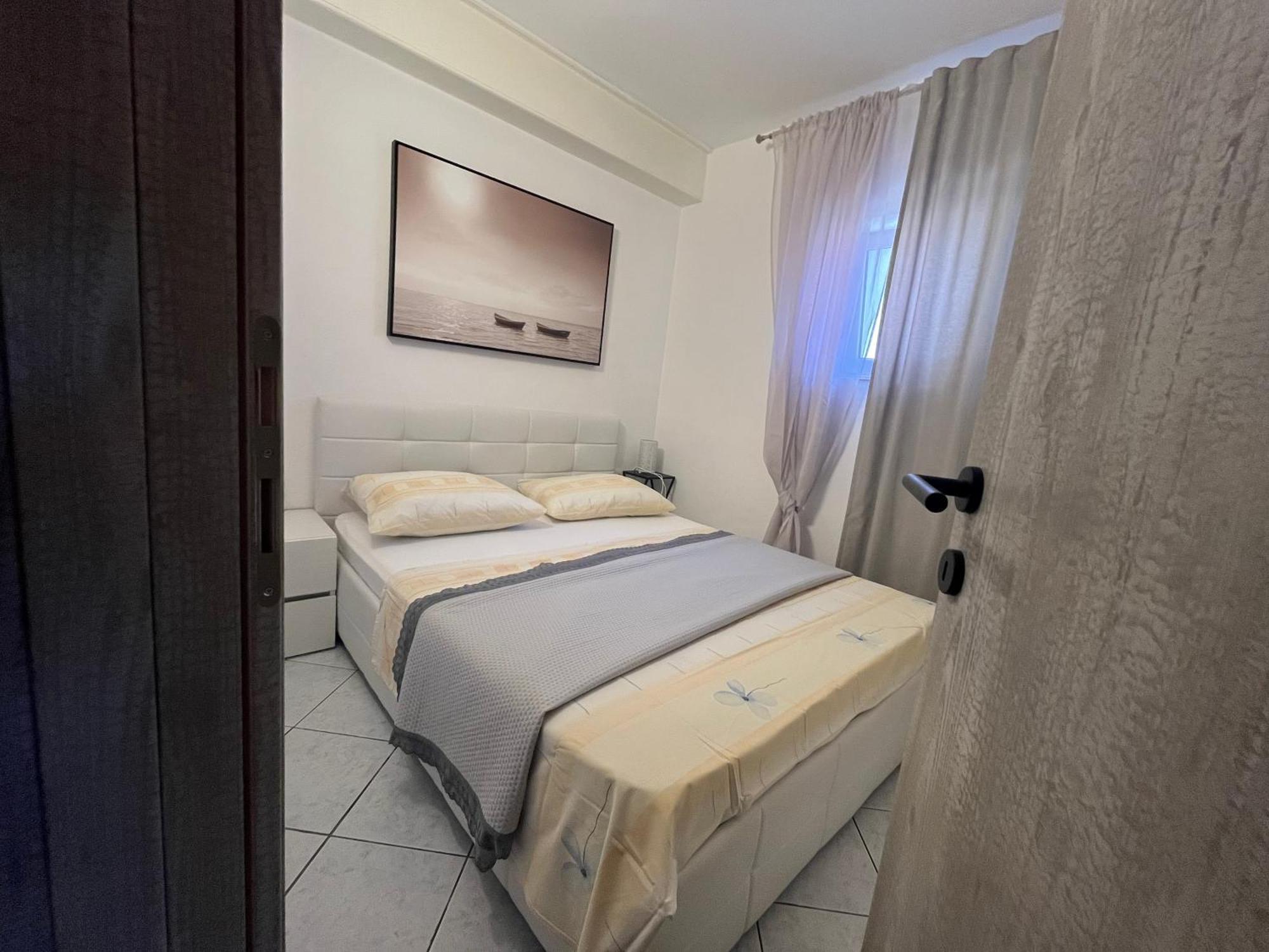 Marko Apartment *